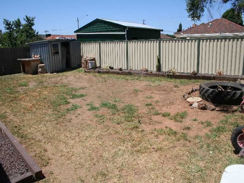 Melton South VIC 3338