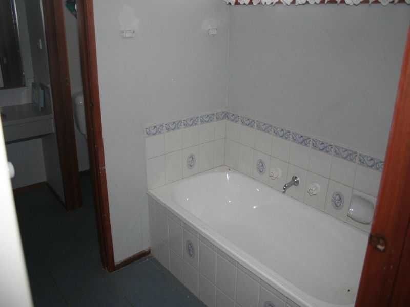 7 Wannon Court, Brookfield VIC 3338