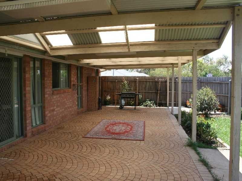 34 Toolern Street, Melton South VIC 3338