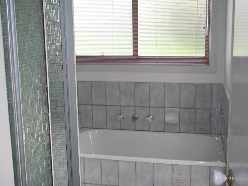 3 Donald Court, Melton VIC 3337