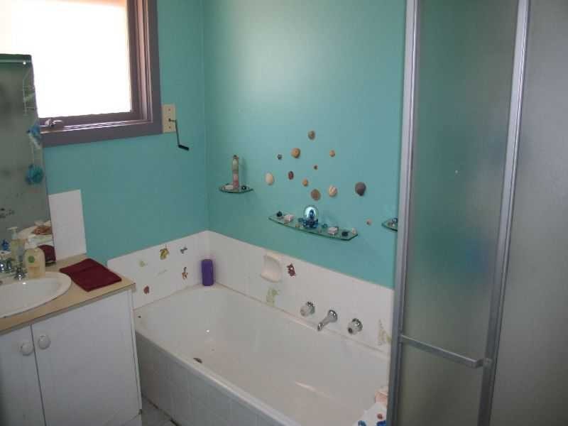 Melton South VIC 3338