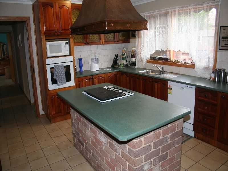 Melton West VIC 3337