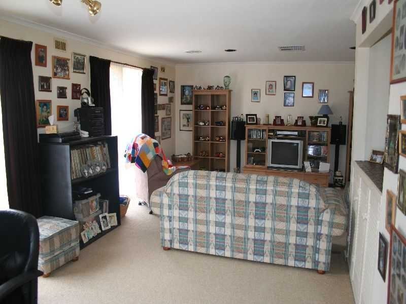 Melton West VIC 3337