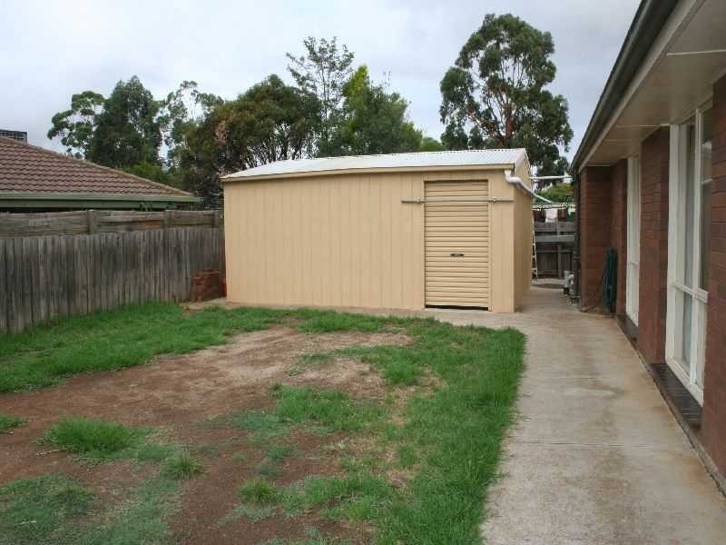 Melton West VIC 3337