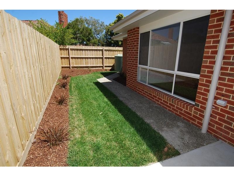2/56 KORUMBURRA ROAD, Wonthaggi VIC 3995