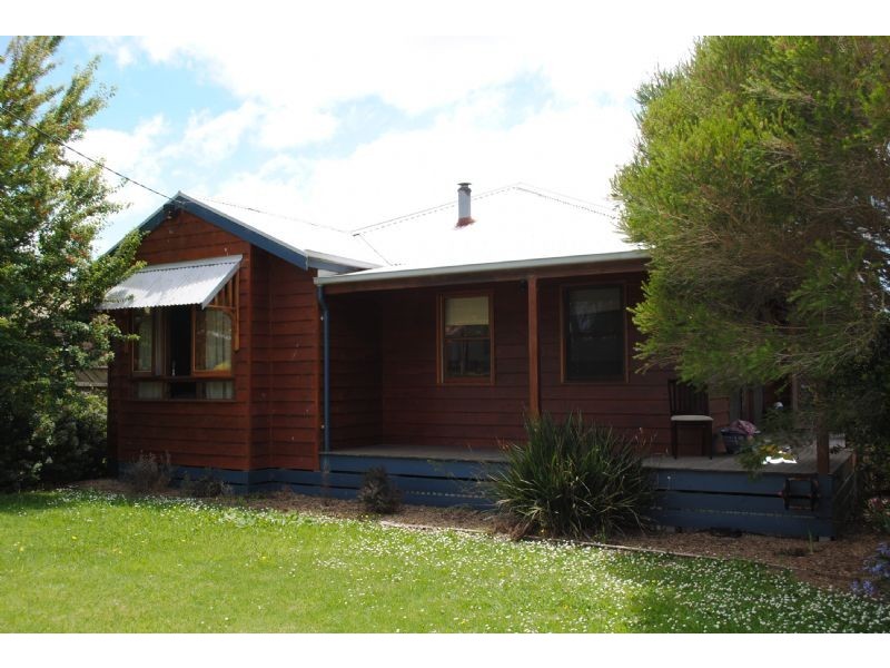 30 IVOR STREET, Wonthaggi VIC 3995