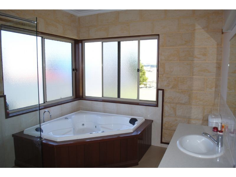 455 KOETSVELDT RD, Archies Creek VIC 3995