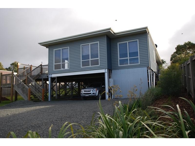 120 BROOME CRESCENT, Wonthaggi VIC 3995