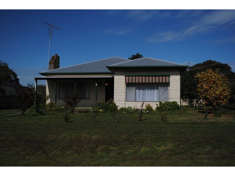 7 STEWART STREET, Wonthaggi VIC 3995