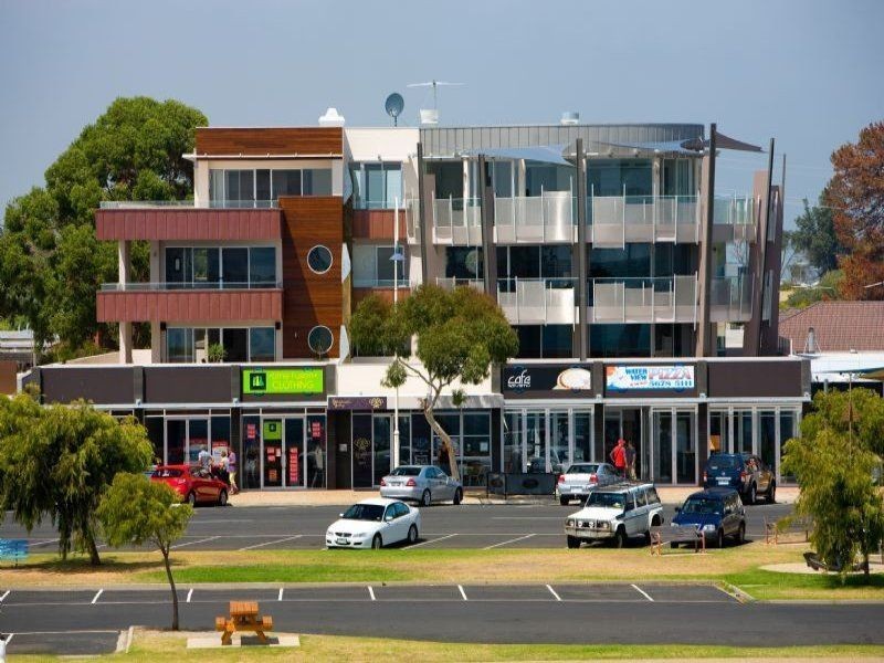 APARTMENT 14/157-159 MARINE PARADE, San Remo VIC 3925