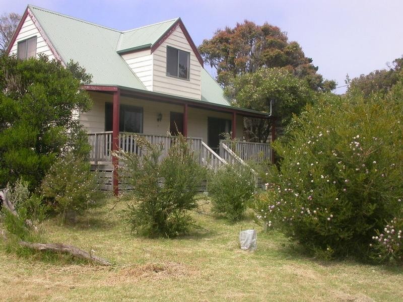 8 Park Parade, Cape Paterson VIC 3995