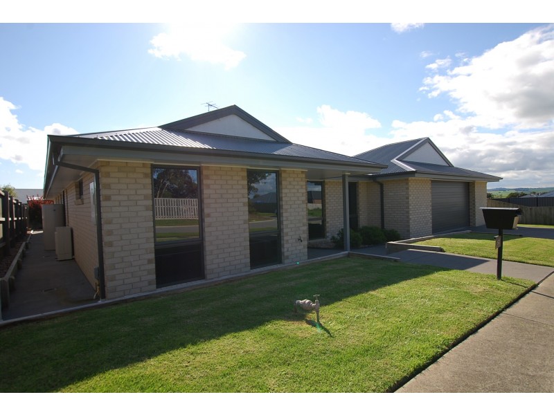 57 KIRRAK STREET, Wonthaggi VIC 3995