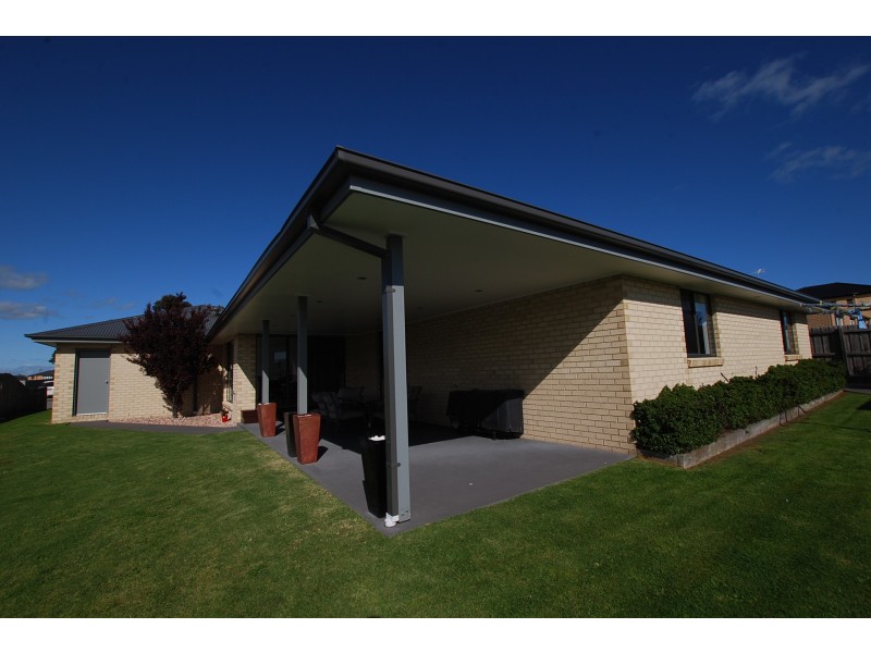 57 KIRRAK STREET, Wonthaggi VIC 3995