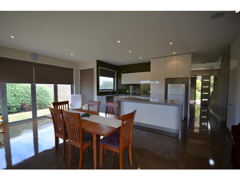1 BLUE WATER CIRCLE, Cape Paterson VIC 3995
