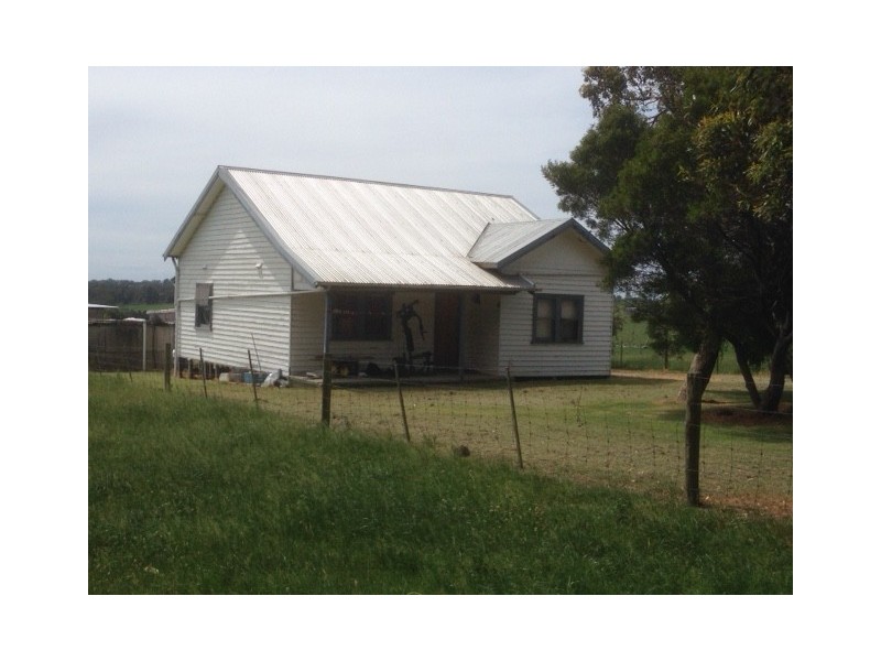 10 SMITH ROAD, Grantville VIC 3984