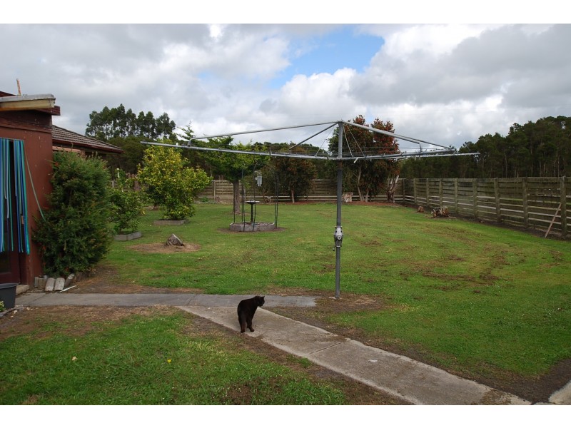 10 DESMONDS ROAD, Wattle Bank VIC 3995