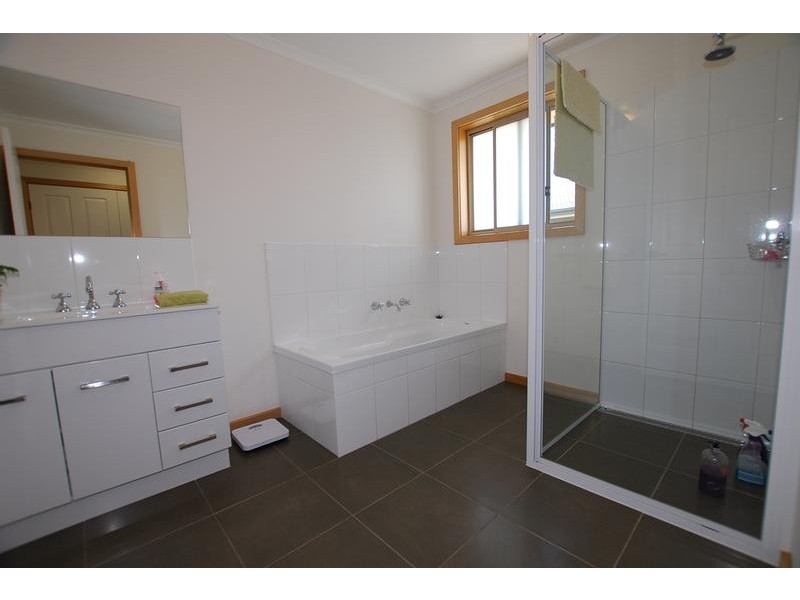 17 PEAR TREE CLOSE, Wonthaggi VIC 3995