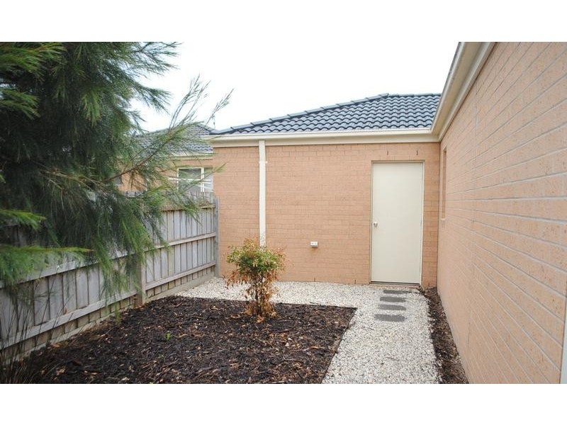 4/9-11 LONGWALL COURT, Wonthaggi VIC 3995