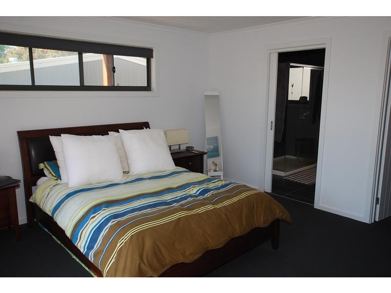 8 Reel Street, Cape Paterson VIC 3995