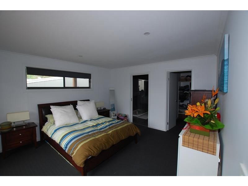 8 Reel Street, Cape Paterson VIC 3995
