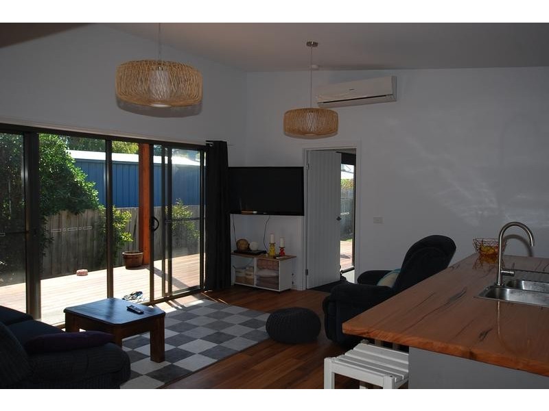 8 Reel Street, Cape Paterson VIC 3995