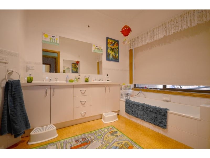 9 DELMARNI COURT, North Wonthaggi VIC 3995