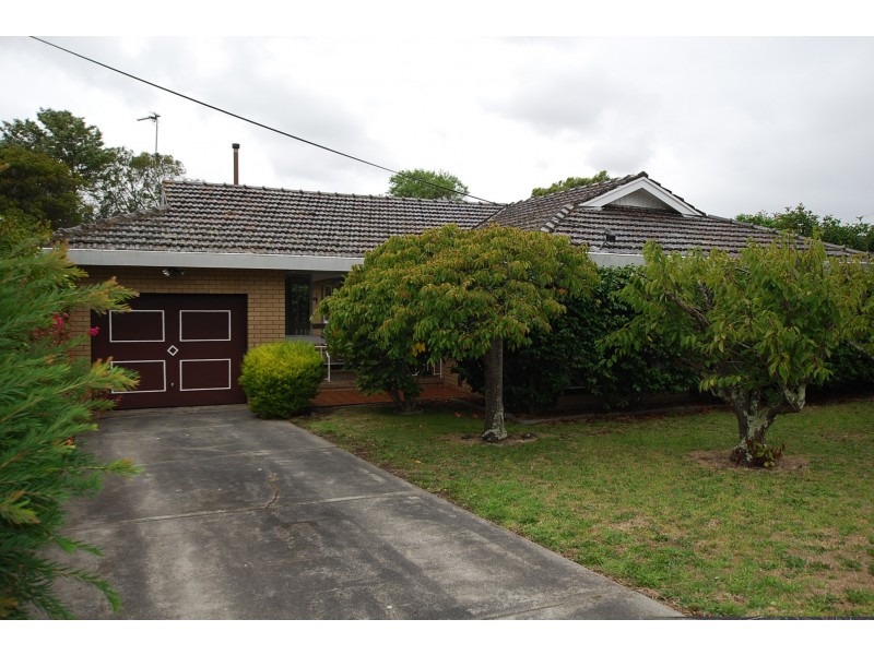 3 MERRIN CRESCENT, Wonthaggi VIC 3995