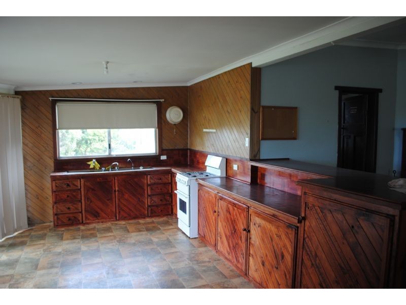 31 WISHART STREET, Wonthaggi VIC 3995
