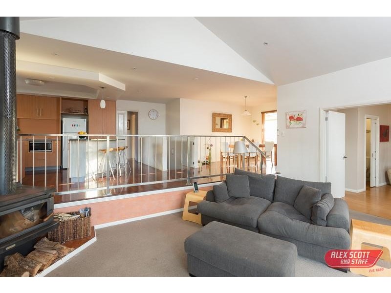 4 HEATH STREET, Cape Paterson VIC 3995