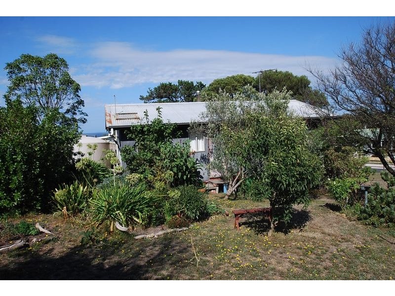 19 HILLCREST AVENUE, Kilcunda VIC 3995