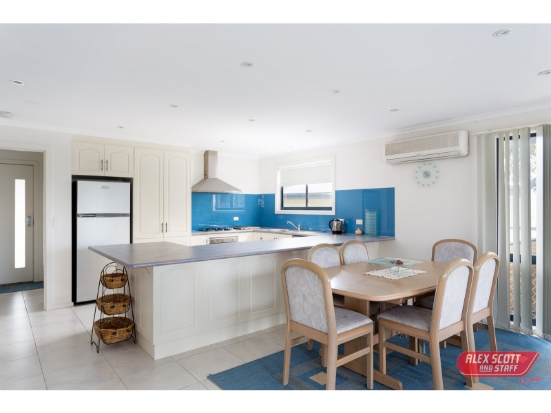 4 BONWICK COURT, Kilcunda VIC 3995