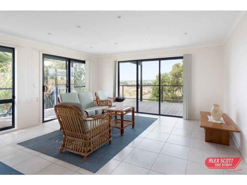 4 BONWICK COURT, Kilcunda VIC 3995