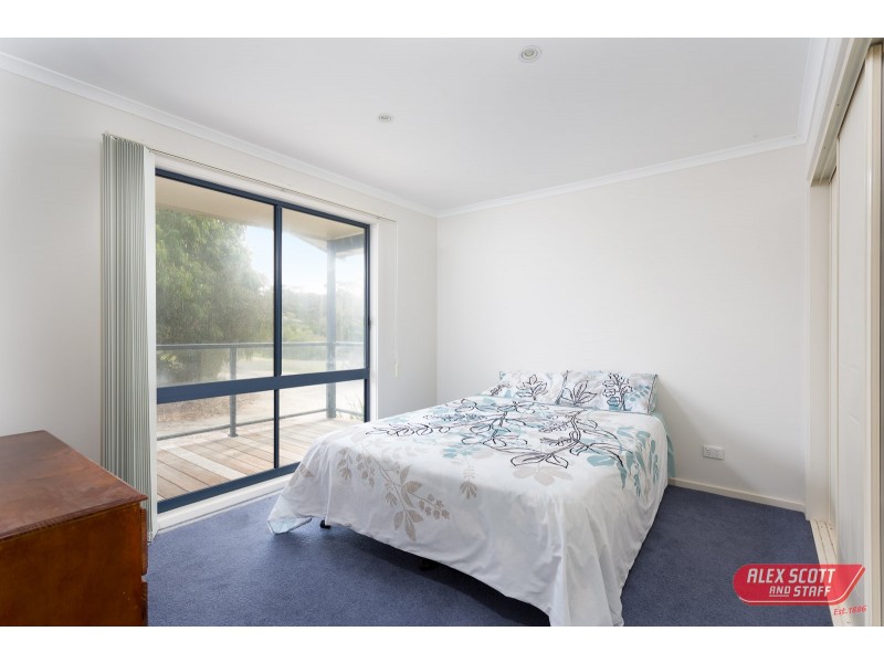 4 BONWICK COURT, Kilcunda VIC 3995