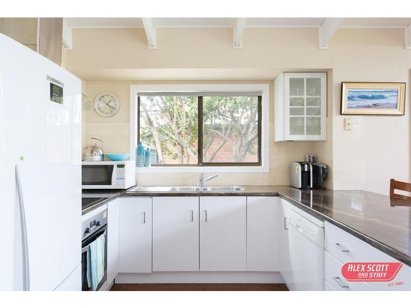 34 ANCHOR PARADE, Cape Paterson VIC 3995