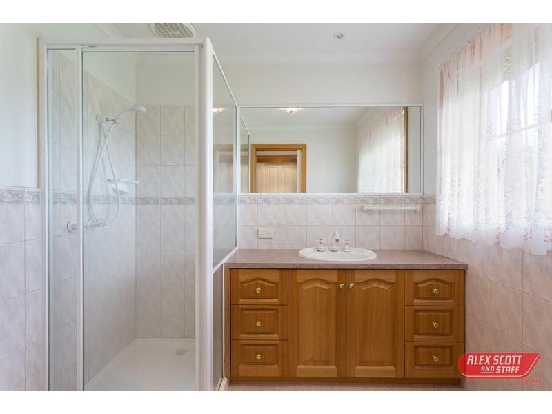2 DELMARNI COURT, Wonthaggi VIC 3995