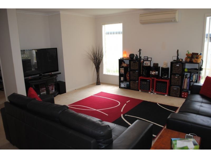 42 OXFORD WAY, Wonthaggi VIC 3995