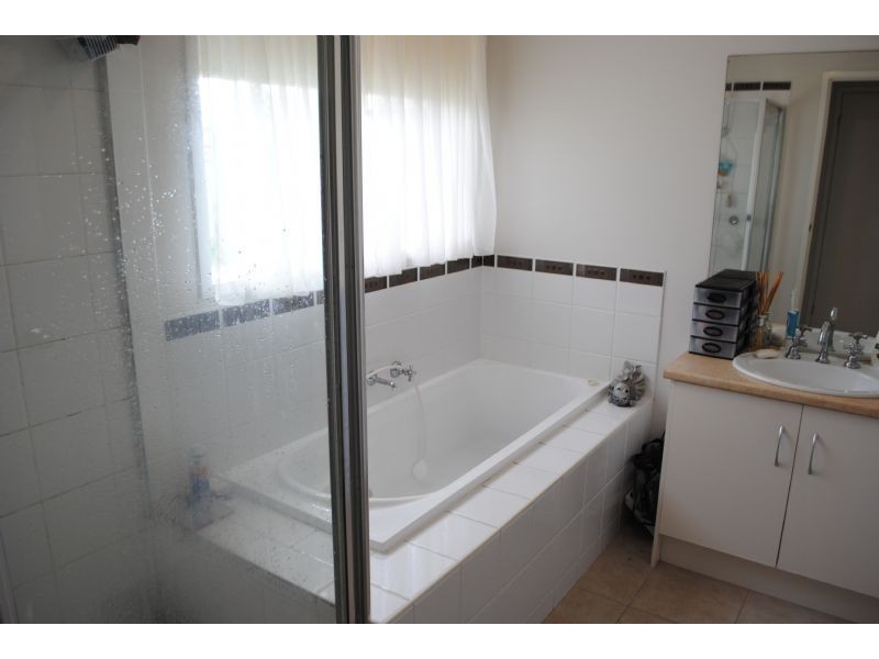 42 OXFORD WAY, Wonthaggi VIC 3995