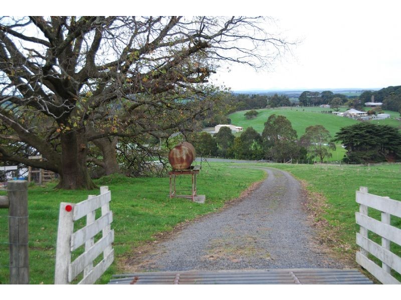 709 GLEN ALVIE ROAD, Glen Alvie VIC 3979