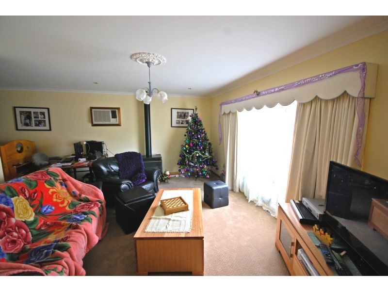 9 WALLACE STREET, Wonthaggi VIC 3995