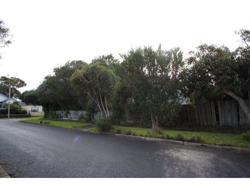 19 NARDOO STREET, Cape Paterson VIC 3995