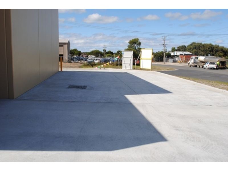 3/1 ELKIN CRT, Wonthaggi VIC 3995