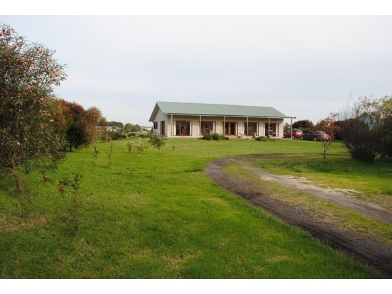 37 WISHART STREET, Wonthaggi VIC 3995
