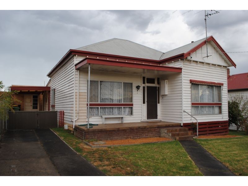 3 McLEOD STREET, Wonthaggi VIC 3995