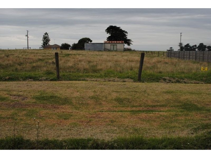 25 WALKER ST, Dalyston VIC 3992