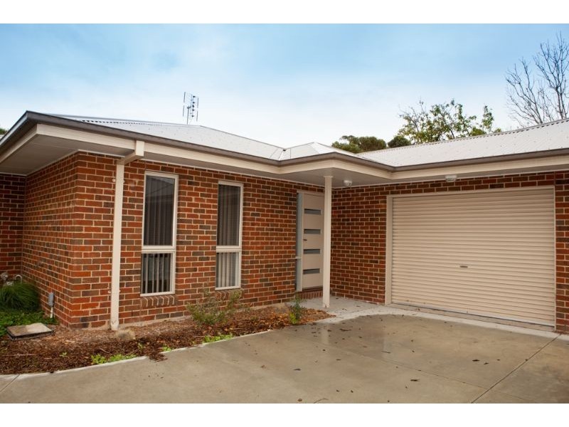 2/127 McKENZIE STREET, Wonthaggi VIC 3995