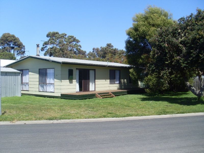 17 ANGLERS ROAD, Cape Paterson VIC 3995