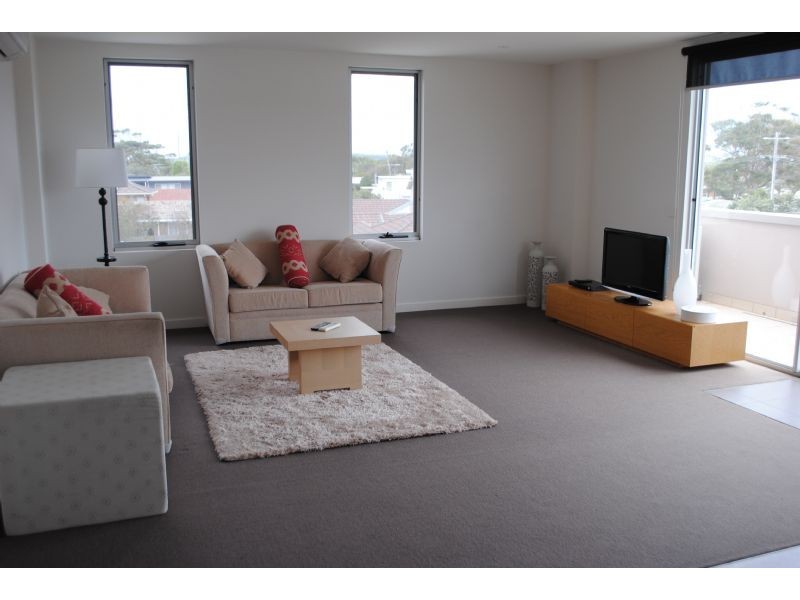 Apartment 13/157-159 Marine Parade, San Remo VIC 3925