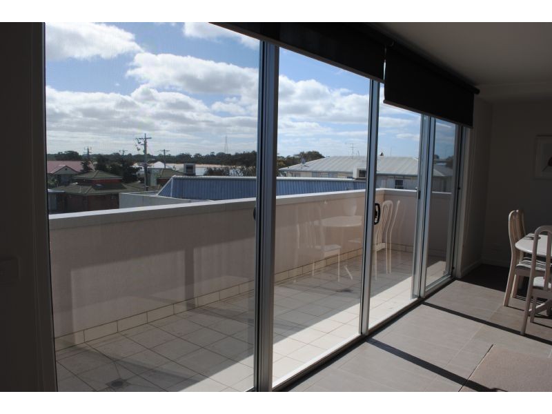 Apartment 13/157-159 Marine Parade, San Remo VIC 3925