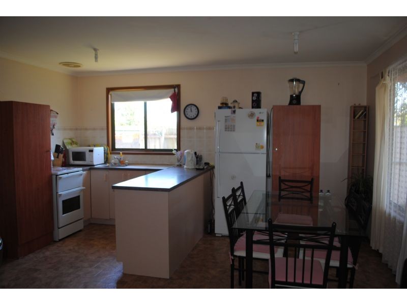 2/94 MERRIN CRESCENT, Wonthaggi VIC 3995