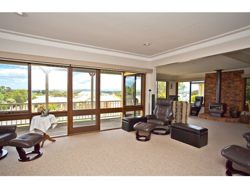 19 HAGELTHORN STREET, Wonthaggi VIC 3995